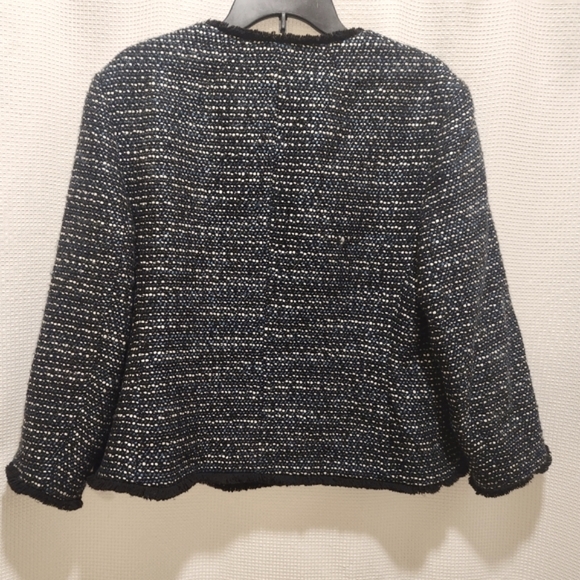 Anne Klein Blue and White Tweed Jacket (16) - Picture 2 of 4